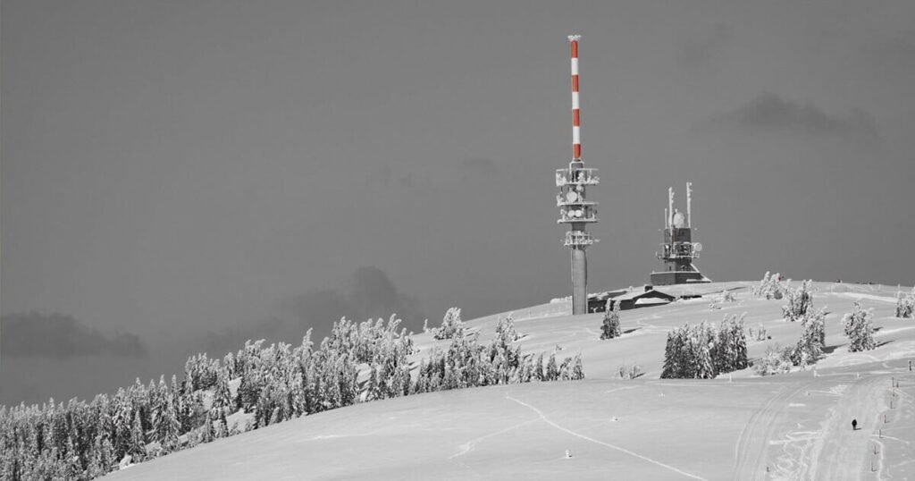 What Are The Benefits Of Public Safety Distributed Antenna Systems? 1 public distributed antenna system